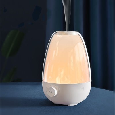 家用精油静音大容量迷你小型增湿机 香薰机加湿器